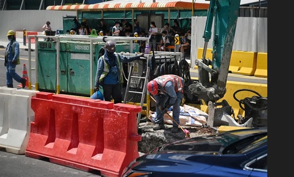 MOM raising safety officer requirements for worksites, reviewing penalty system: Tan See Leng