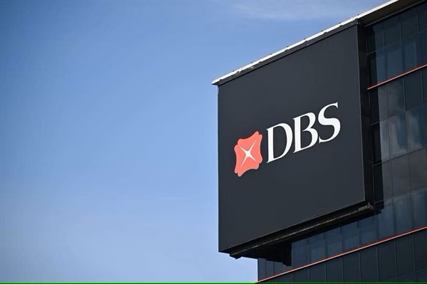 MAS orders DBS to set aside regulatory capital of $1.6b after latest disruption